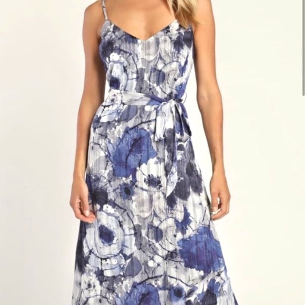 LULU’S | NWT Sparkling Summer Navy Blue Floral Lurex Maxi Dress | Size Medium